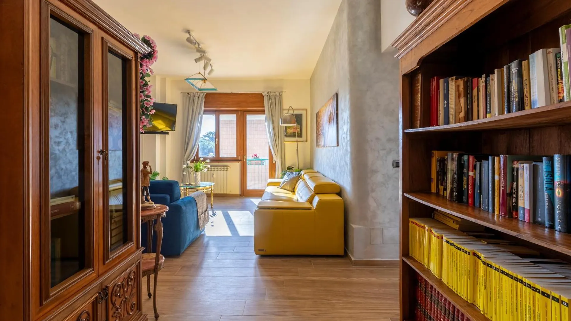 Roots Of Rome Apartment