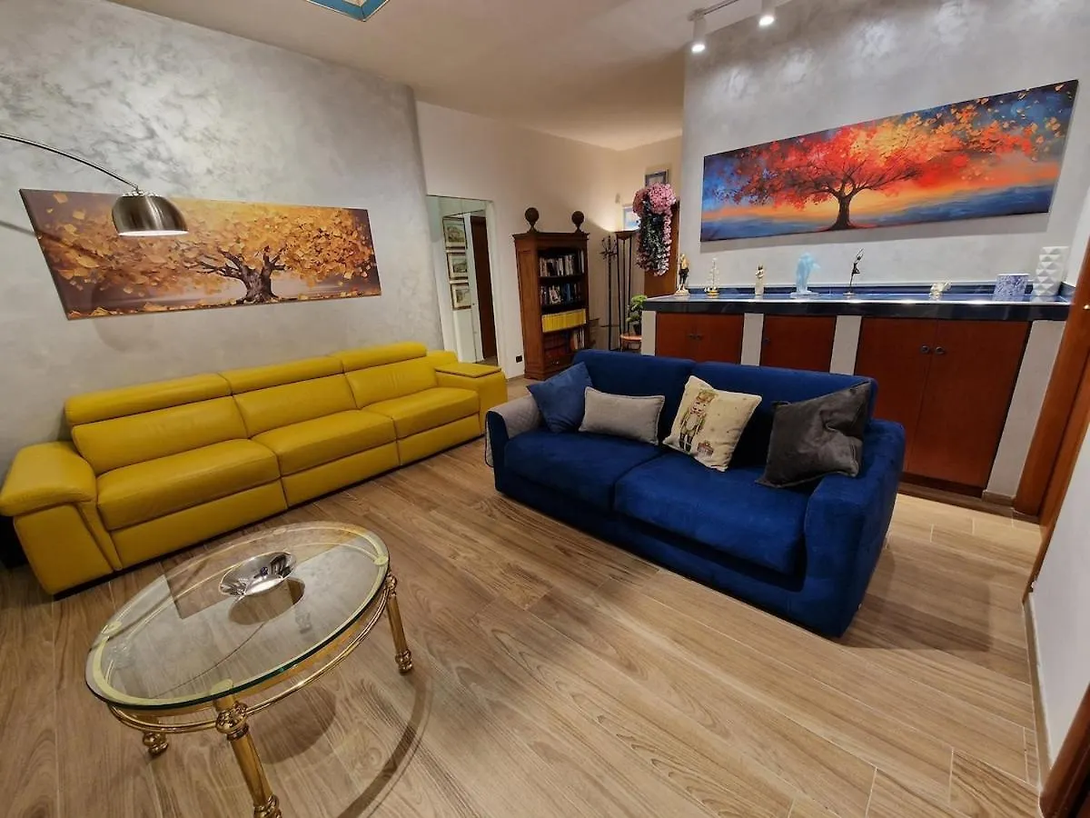 Roots Of Rome Apartment