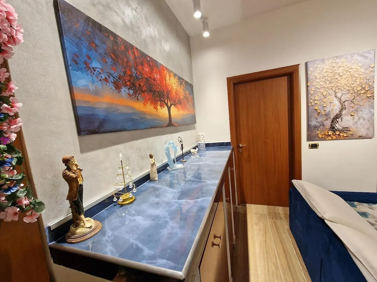 Roots Of Rome Apartment