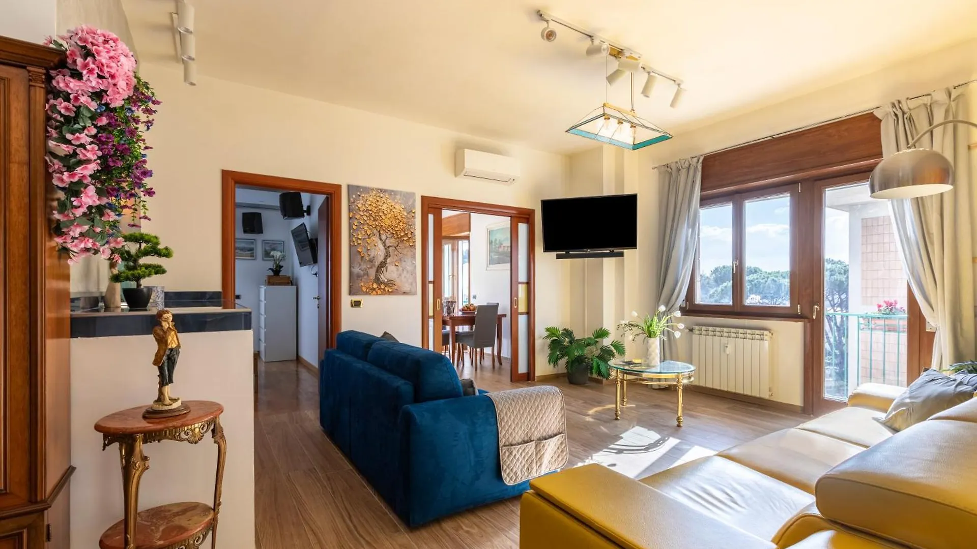 Roots Of Rome Apartment 0*,